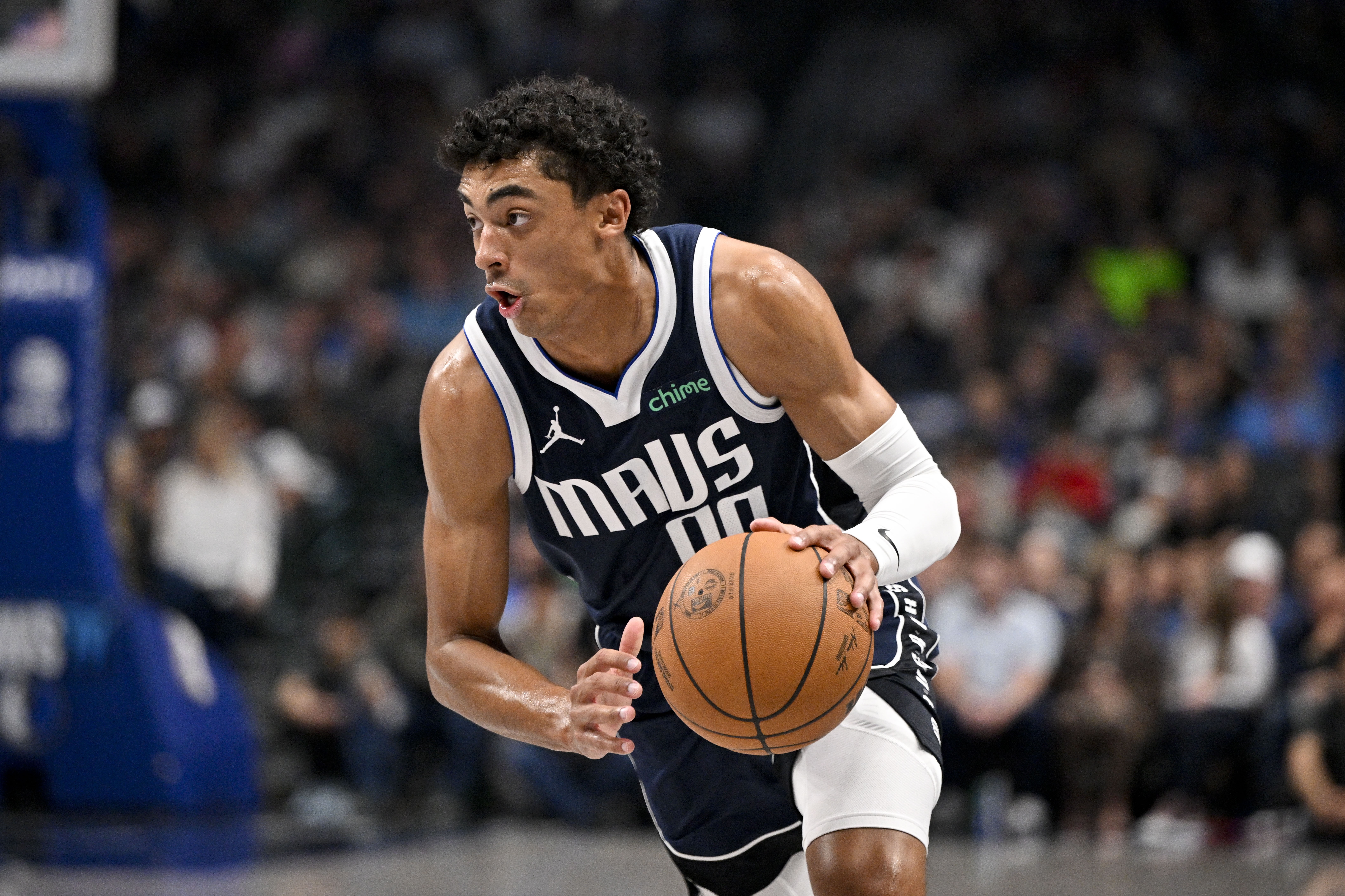 开云APP-基德：克里斯蒂三分出手量下降的原因有很多 对手对他防守加强了