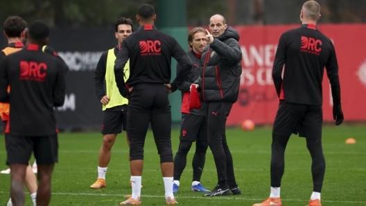 开云APP-米体：阿莱格里给球员的两天假期在周一和周五，避免连续休息导致松懈