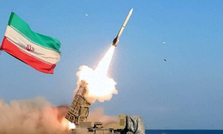 开云体育下载-准备同归于尽?伊朗不计代价全面反击,海湾国家沦为伊美挡箭牌?