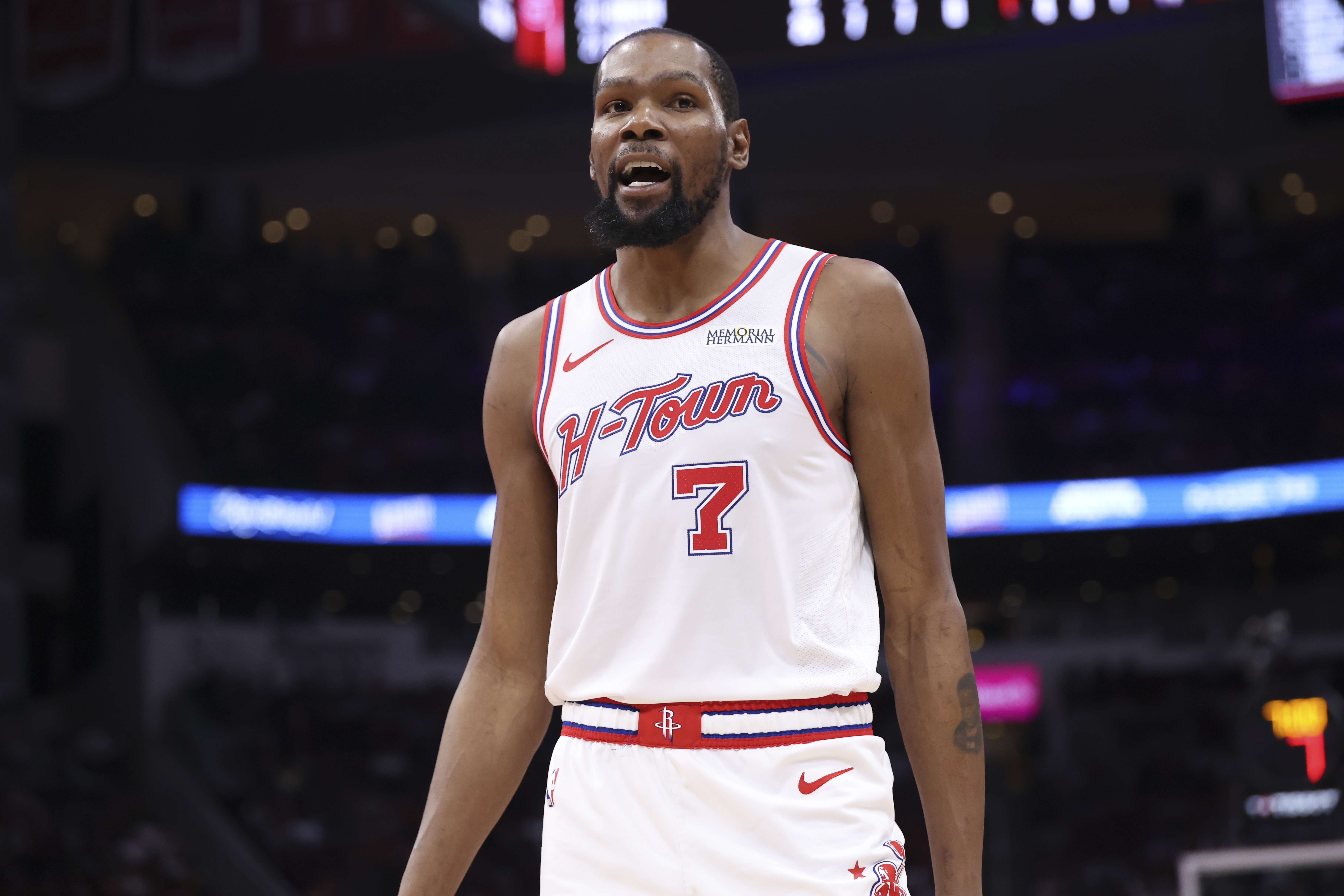 开云体育下载-KD：我打球时不会去留意狄龙 他搞垃圾话是感觉自己无法融入比赛